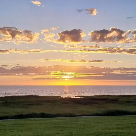 4 Person In Semesterbostad