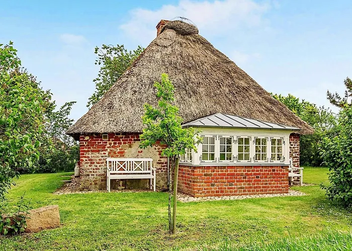 4 Person In Semesterbostad